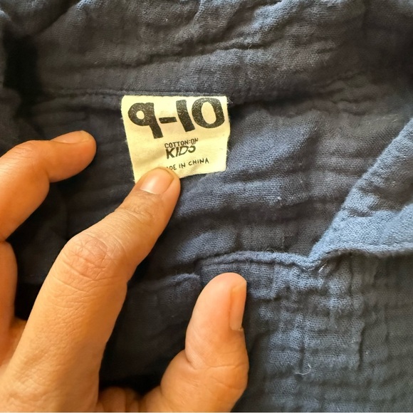 Bundle of boy button down shirts Zara, H&M, cotton on - Picture 7 of 9